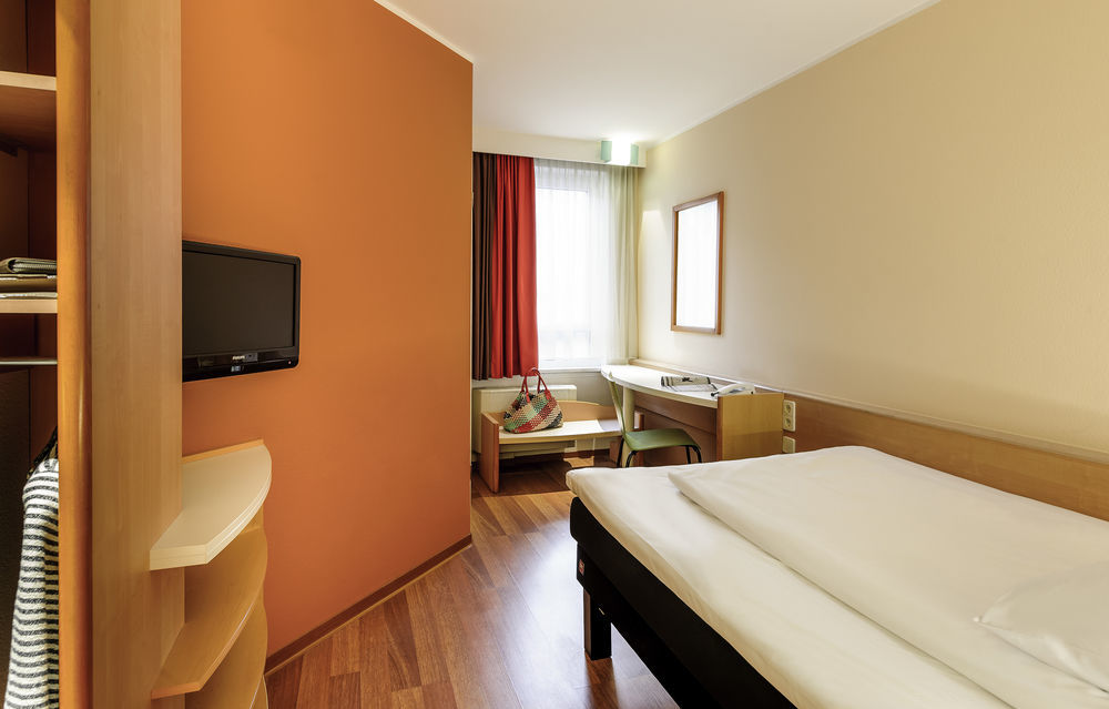 Ibis Hauptbahnhof 2* Augsburg
